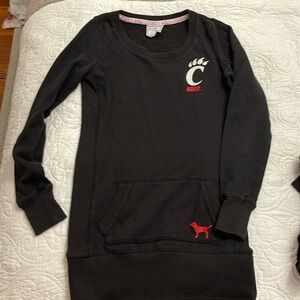 Victoria’s Secret PINK black Cincinnati long sweater. Size XS